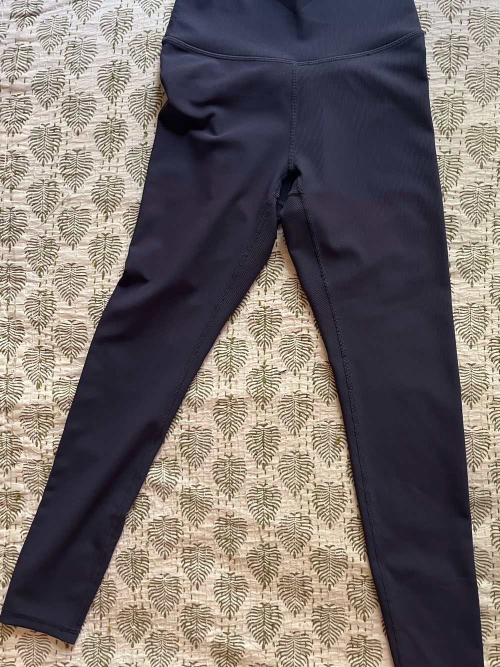 Wilo NWOT High-Waist Stretch Performance Legging - Picture 2 of 4